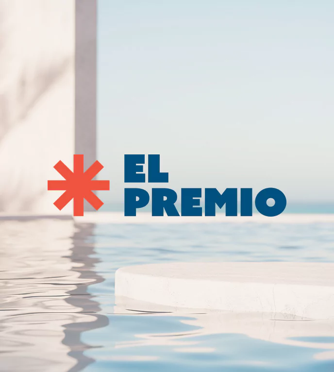logo of el Premio al hotel más innovador on a blue background representing the sea